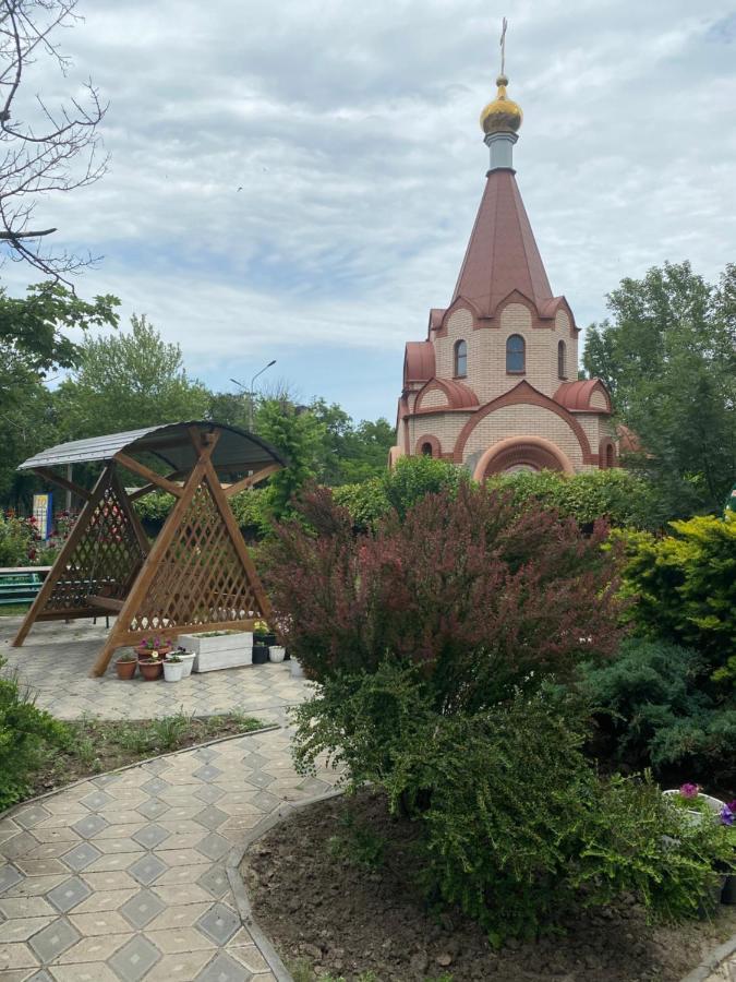 Отель Рио Melitopol Exterior photo