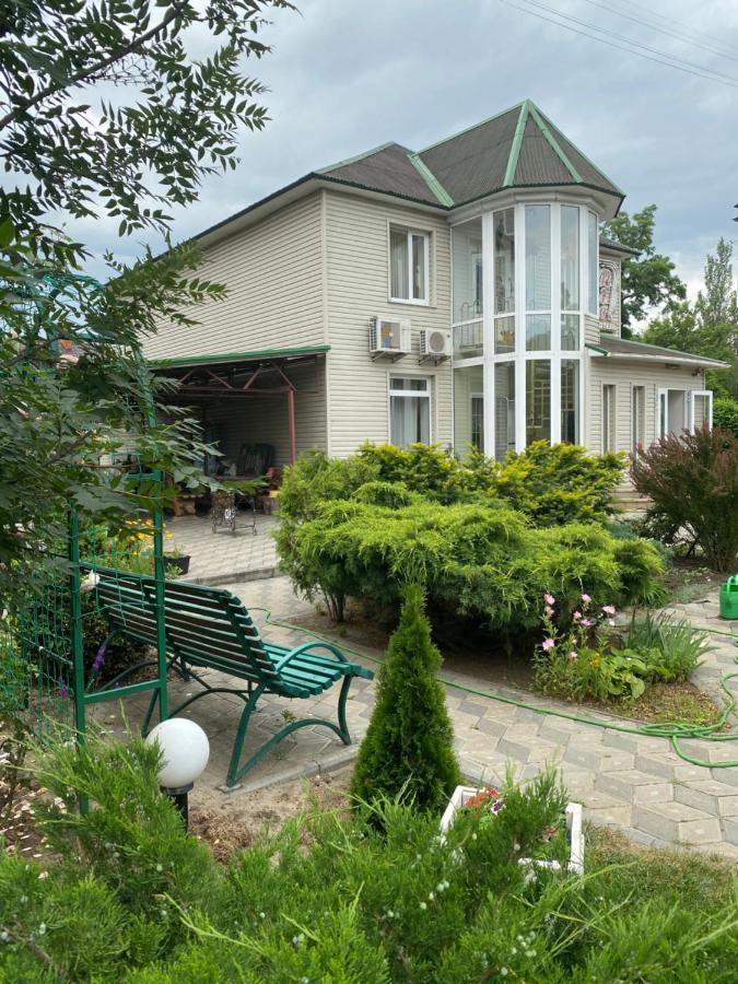 Отель Рио Melitopol Exterior photo
